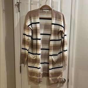 Verve Ami Tan and Cream Knit